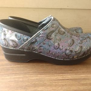 Dansko Nursing Clogs Size 38